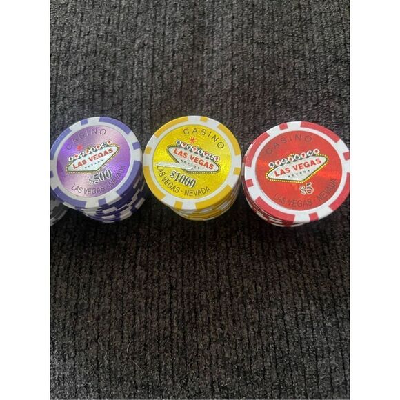 Las Vegas Casino Chips - Green 30, Purple 10, Red 10, Yellow 10 - Picture 12 of 13